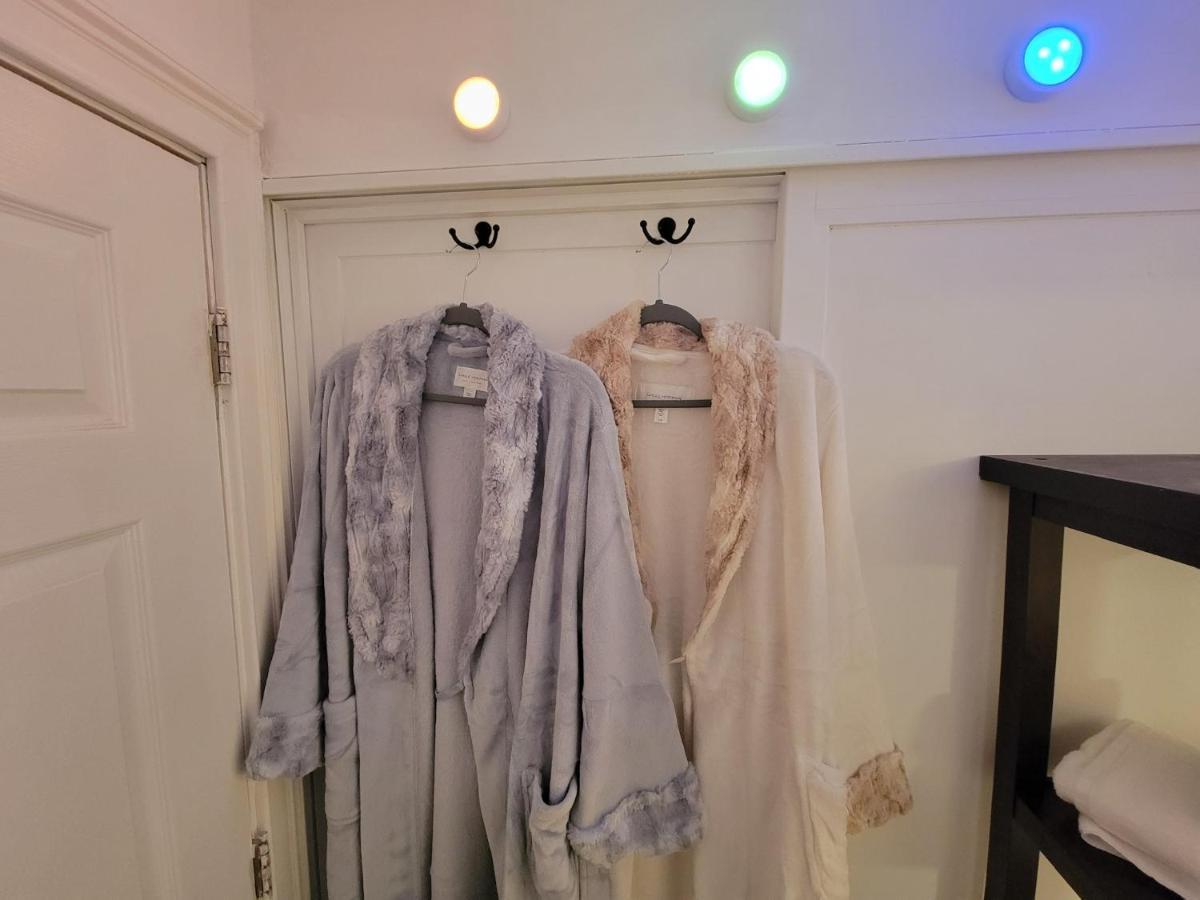 Comfy And Chic Boston Apartment! Free Parking ภายนอก รูปภาพ