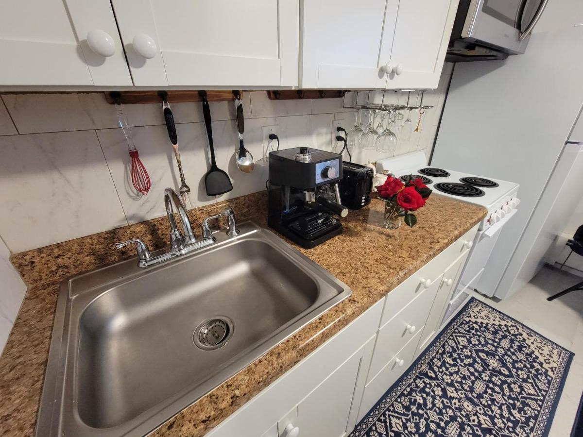 Comfy And Chic Boston Apartment! Free Parking ภายนอก รูปภาพ