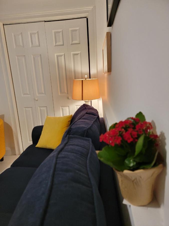 Comfy And Chic Boston Apartment! Free Parking ภายนอก รูปภาพ